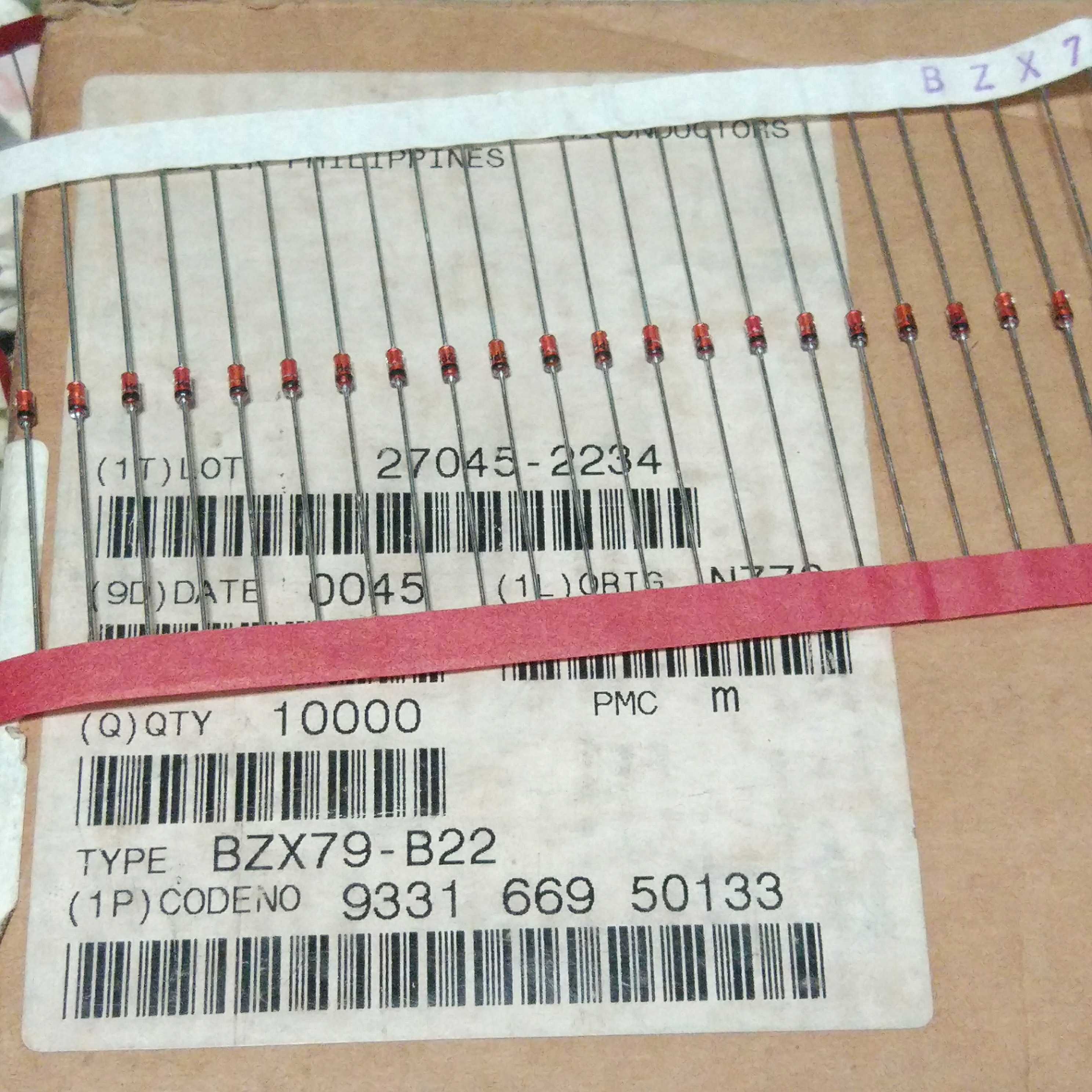 100pcs  ο BZX79-C13 B13 1/2W 0.5W 13V DO3..